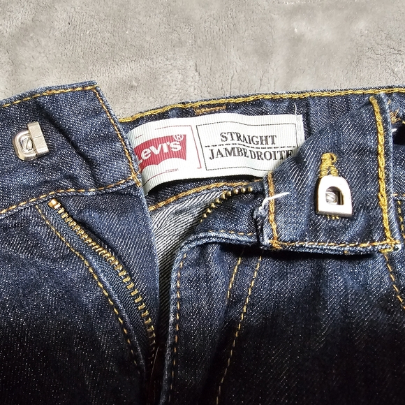 Straight Leg Levi's- Size 16 Boys - Picture 2 of 5